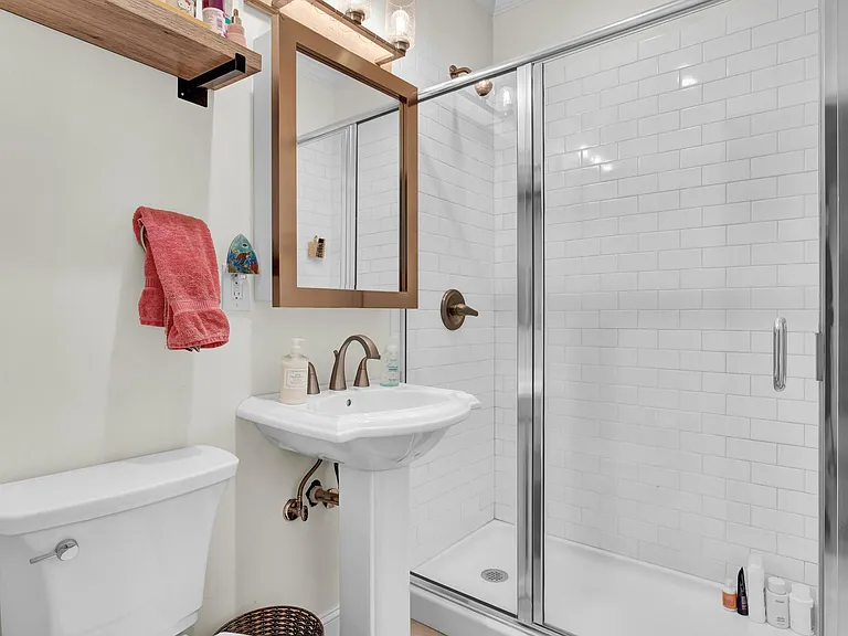 28 Whitney St #304 — Photo 9