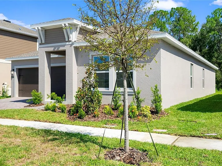 4819 Worchester Dr — Photo 3