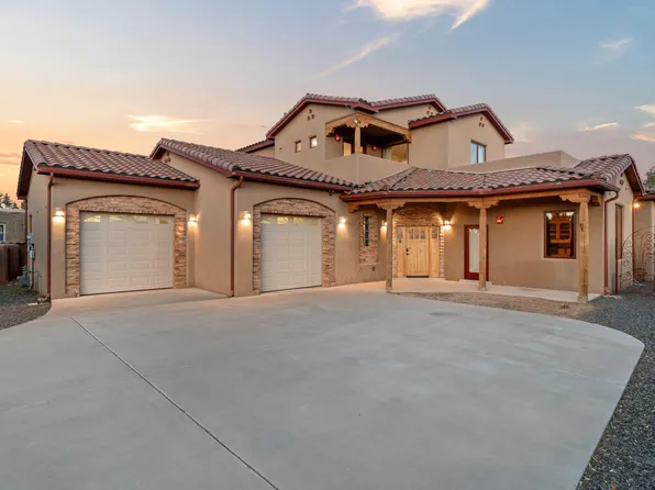 2815 Calle Calmo, Santa Fe, NM 87505