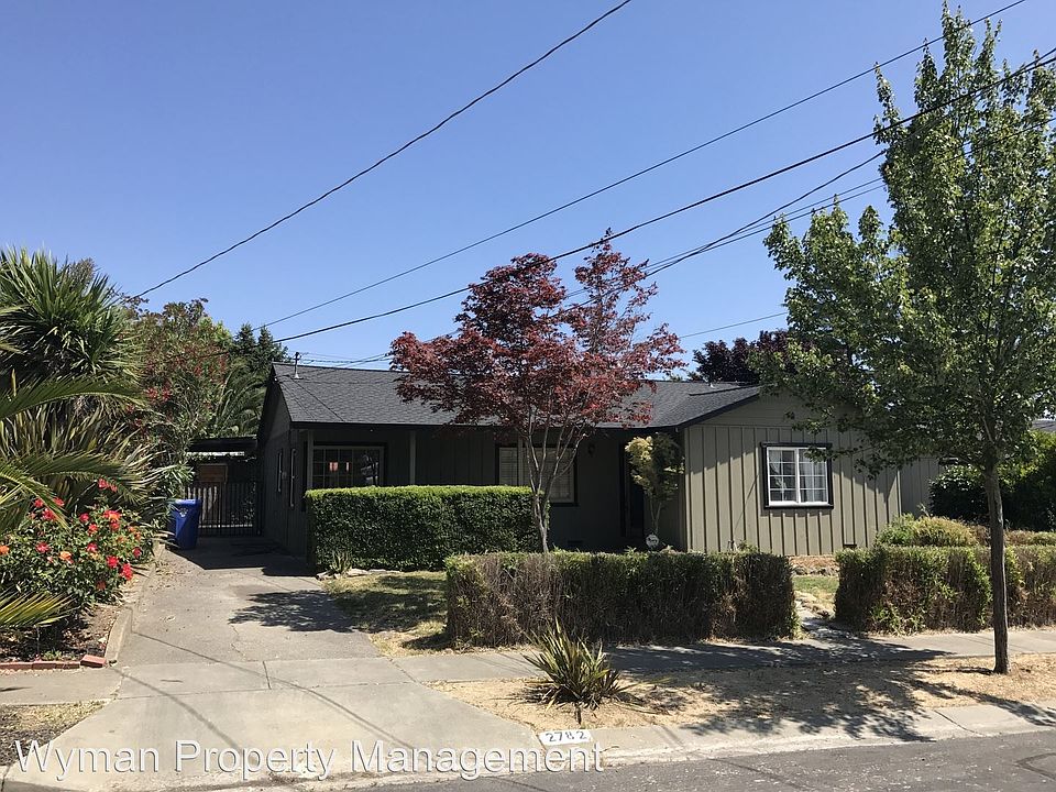 1st image of 2782 Idaho St