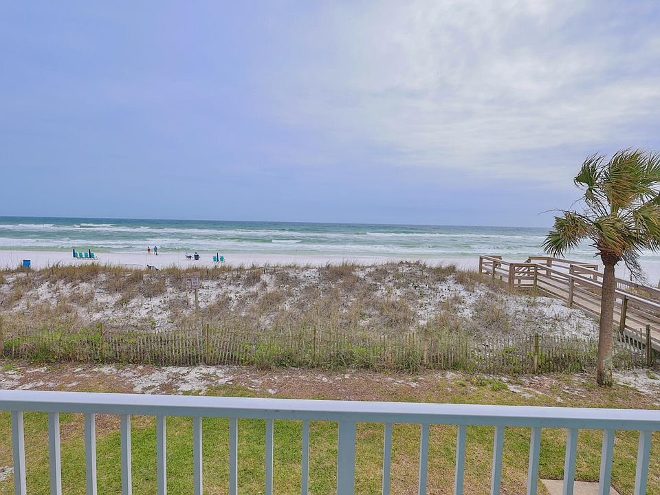 1st image of 925 Whelk Ct APT 4