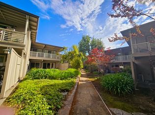 918 Webster St, Palo Alto, CA 94301