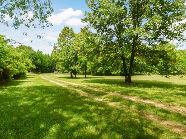 10495 W Farm Road 76, Willard, MO 65781