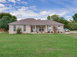 4396 Thick Rd, Chapel Hill, TN 37034