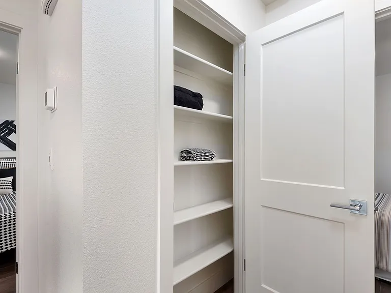 Colgan Creek Townhomes — Photo 18
