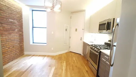 Rented by Evergreen Apartments BK