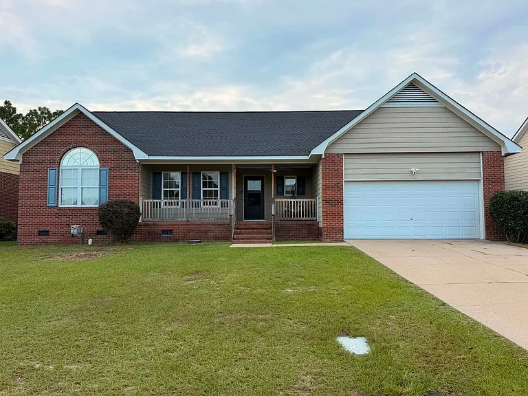 618 Connaly Dr — Photo 1