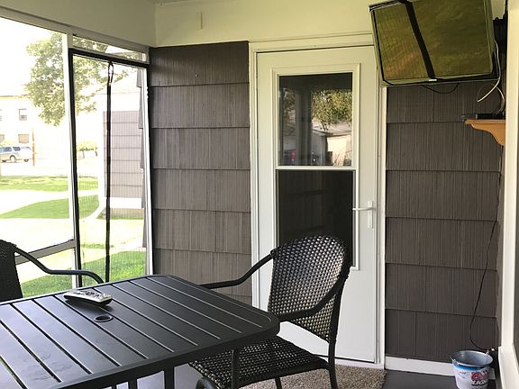 5th image of 705 Parrish St