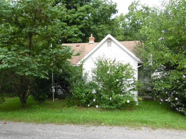 216 S Paul St, Dowagiac, MI 49047