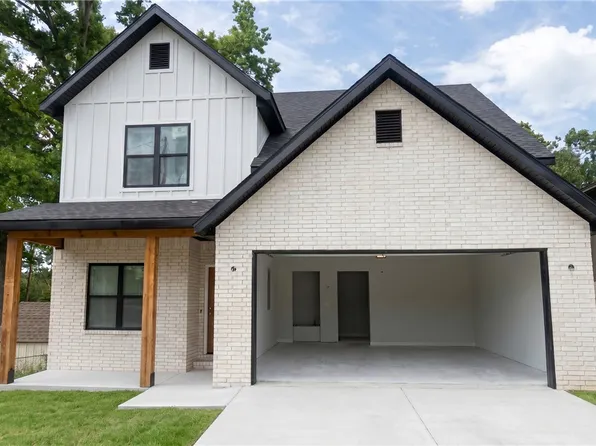 906 W Holly St, Rogers, AR 72756