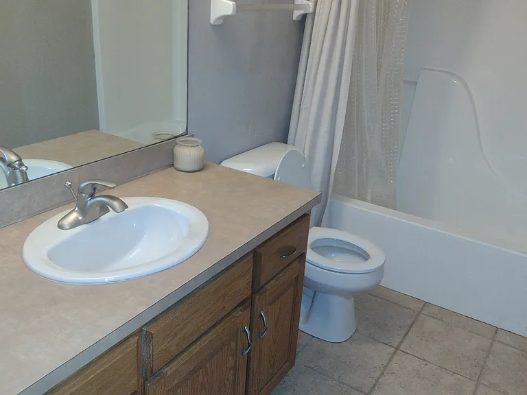 807 Cedar View Ln — Photo 5