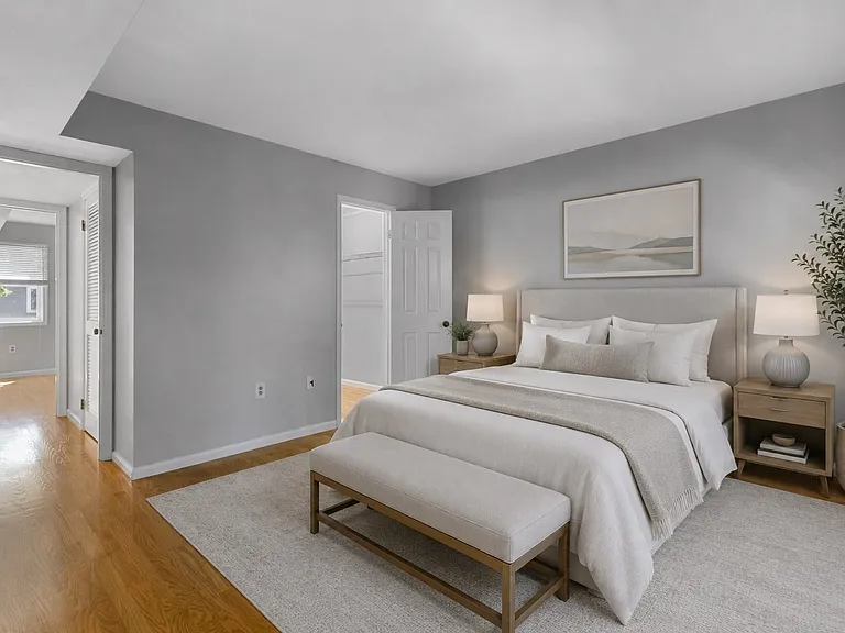 8 Locust Ln #4 — Photo 14