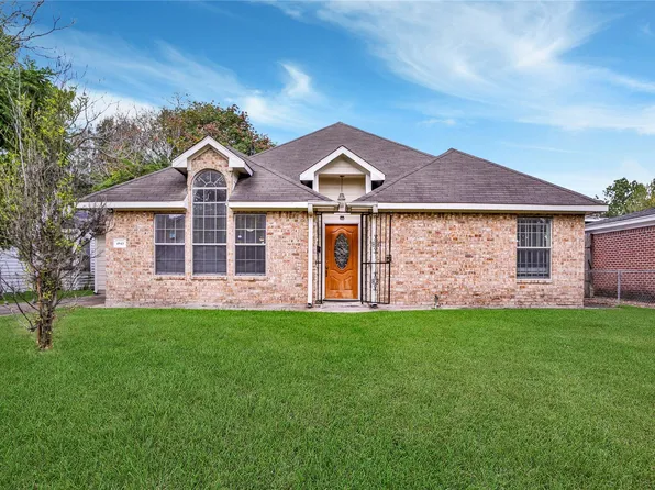 4943 Gammage St, Houston, TX 77021