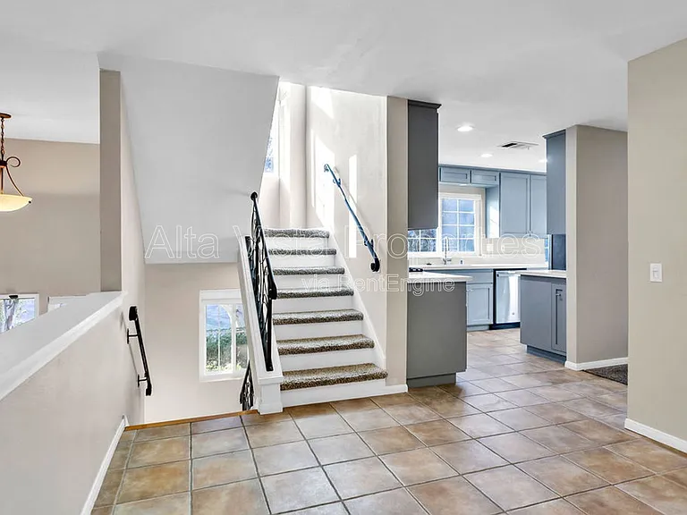 7960 Mission Vista Dr — Photo 15