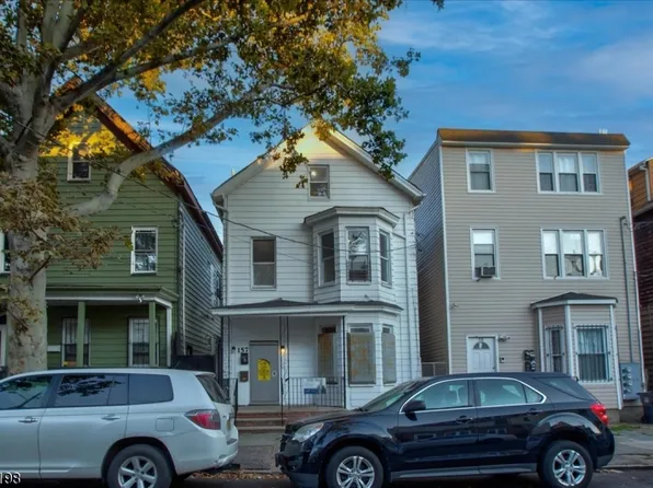 157 Garside St, Newark City, NJ 07104