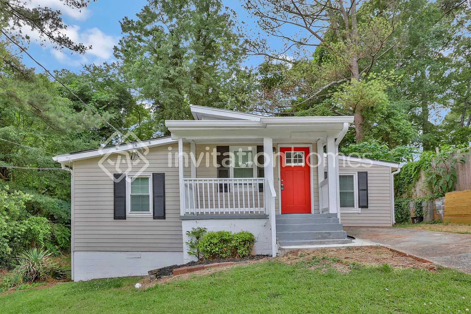 2142 Abner Pl Nw Atlanta, GA 30318 — Photo 1