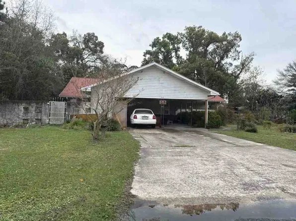 2606 Canary Dr, Brunswick, GA 31520