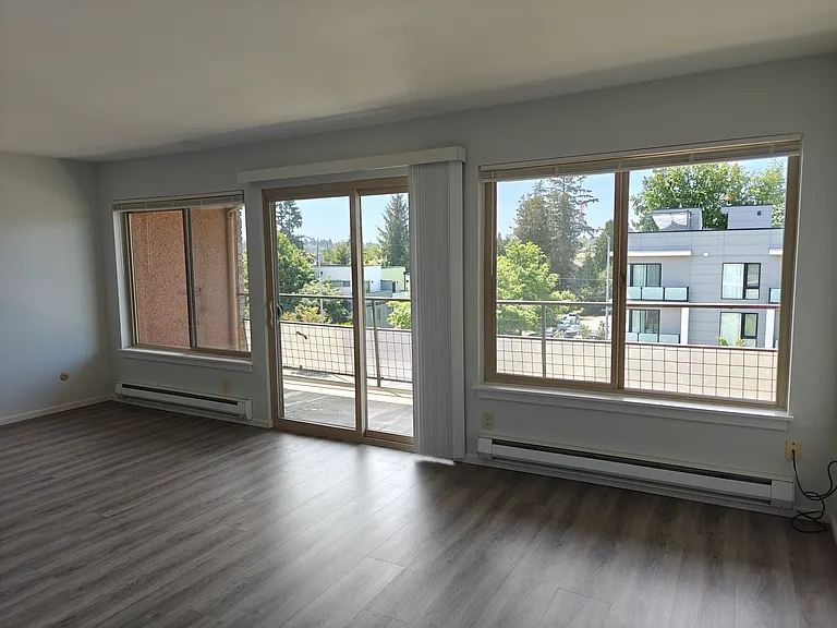 8450 Delridge Way SW #3A — Photo 2