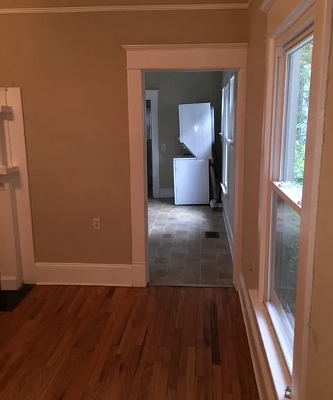 1080 Curran St NW — Photo 36