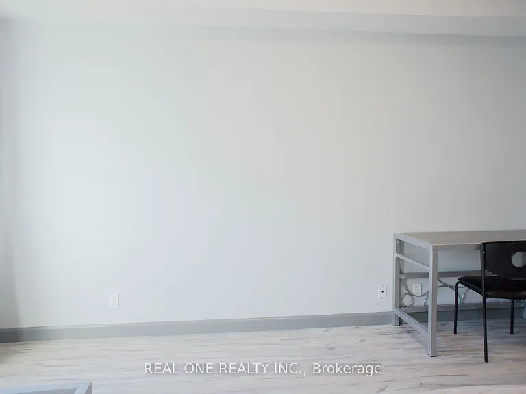 77 Leland St #524 — Photo 9