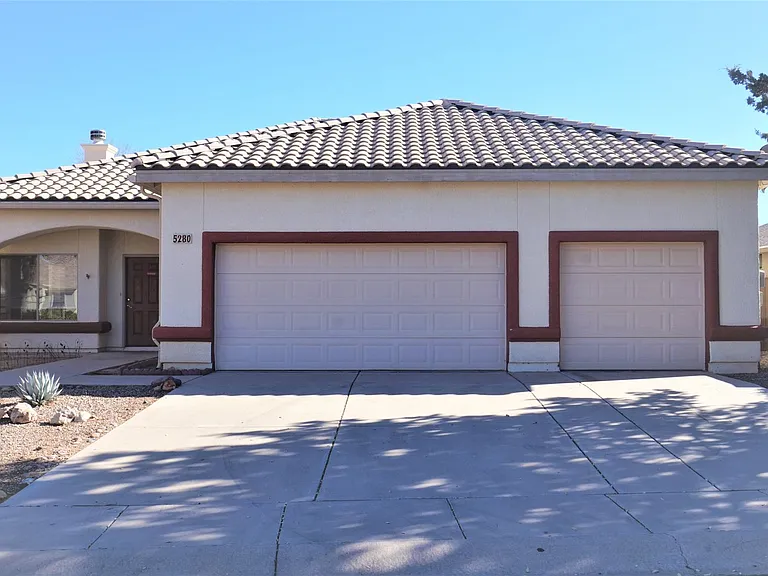 5280 Cedar Springs Dr — Photo 1