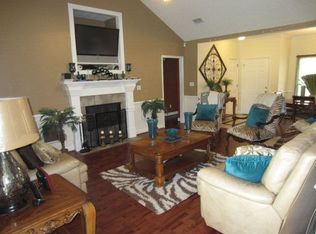 115 Autumn Leaf Dr, Albany, GA 31701