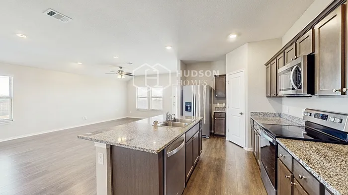 3018 Sweetwater Trl — Photo 10