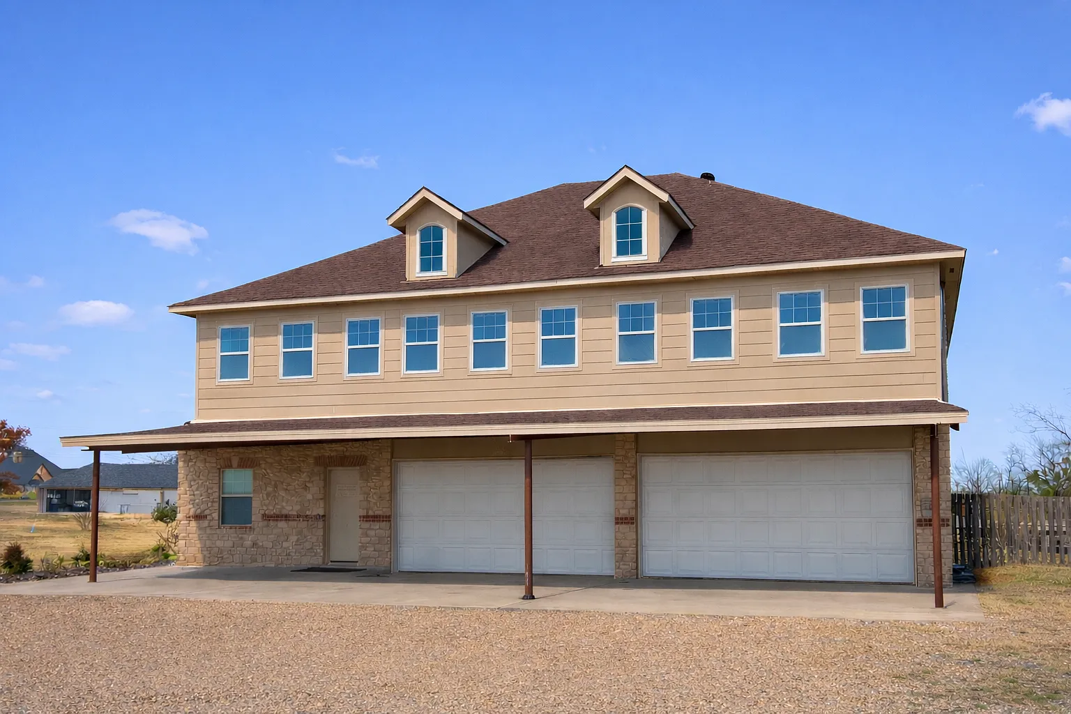 10940 Helms Trl — Photo 1
