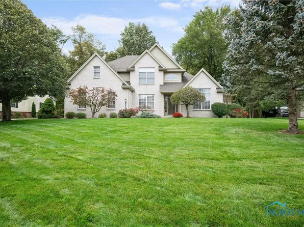 4664 Rhone Dr, Maumee, OH 43537