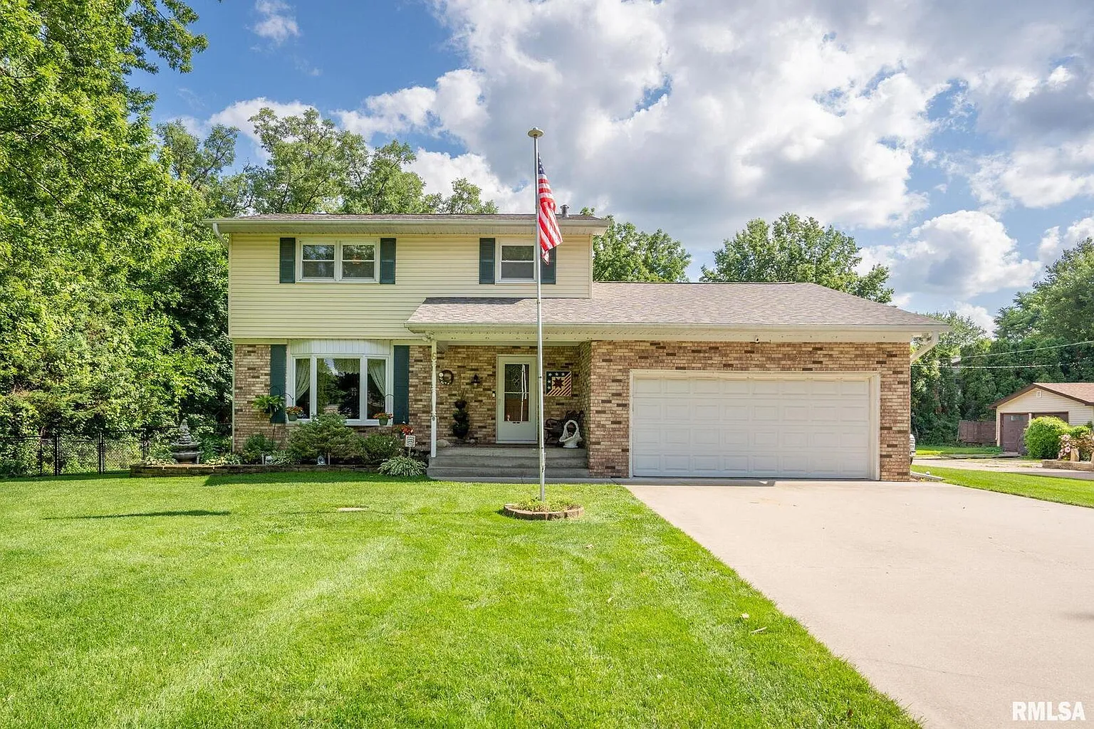 6 Crestview Dr photo 1