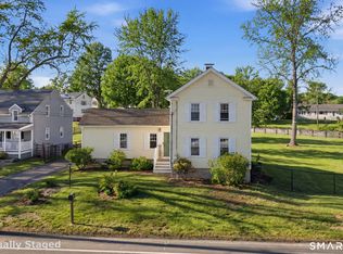 687 East St S, Suffield, CT 06078