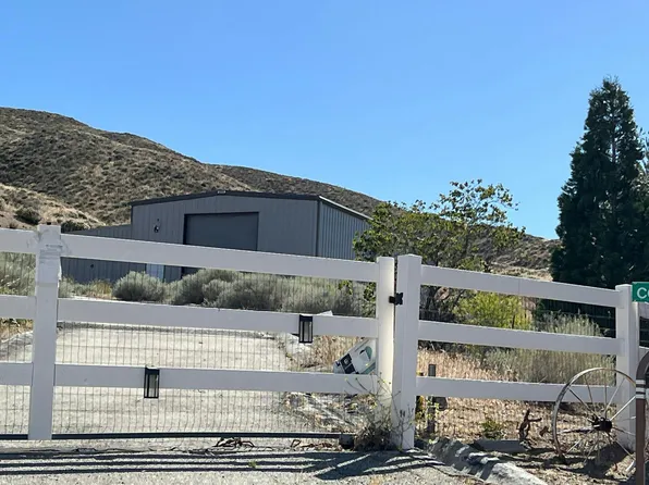 40330 75th St W, Leona Valley, CA 93551