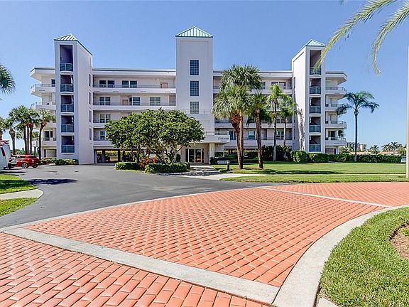 2nd image of 8040 Sailboat Key Blvd S APT 305