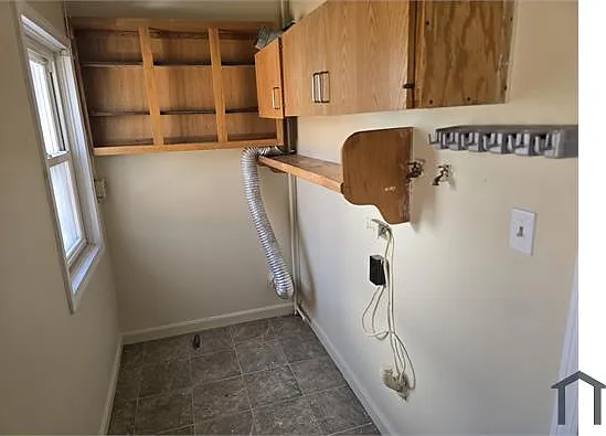 27 Shelby St #2 — Photo 6