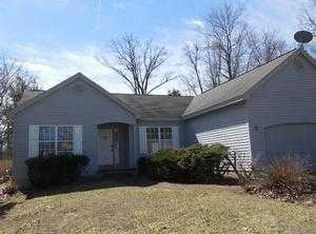 27 Commons Blvd, Halfmoon, NY 12065