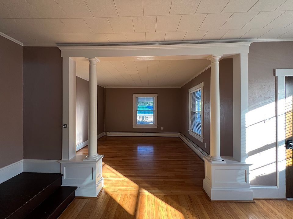 1st image of 112 E Houston Ave