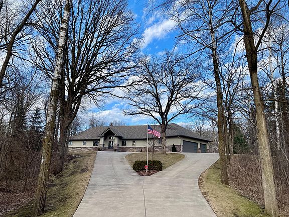 3rd image of 21304 Westbrook Dr