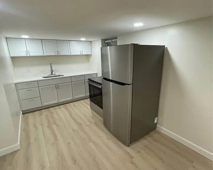 108 Magill St #1A — Photo 2