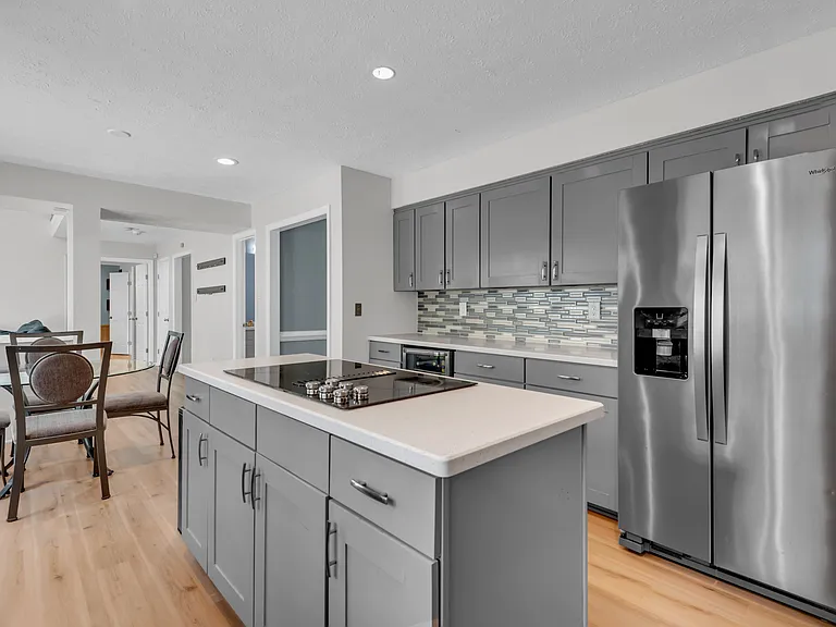 1402 Bermuda Dunes Ct — Photo 21