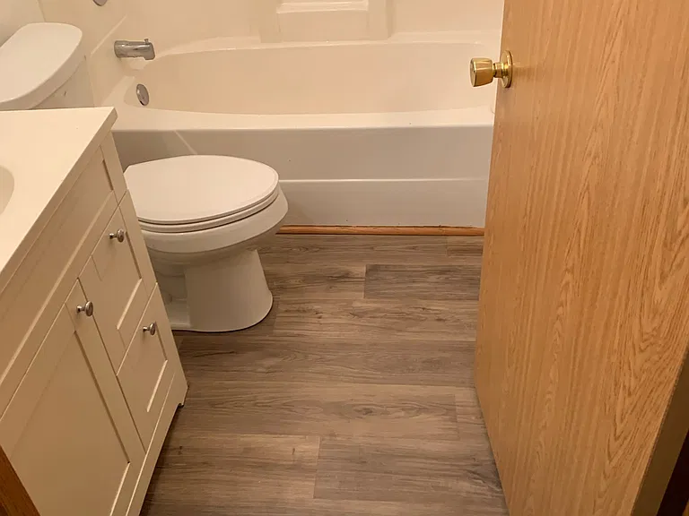 914 9th St #3 — Photo 3