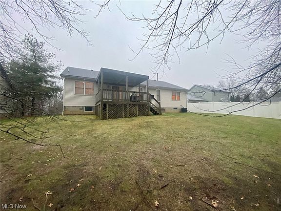 3rd image of 3629 Northwood Ave