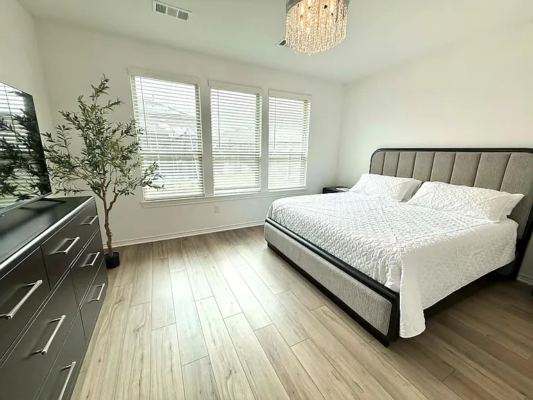 1301 Tan Gable Ln — Photo 16