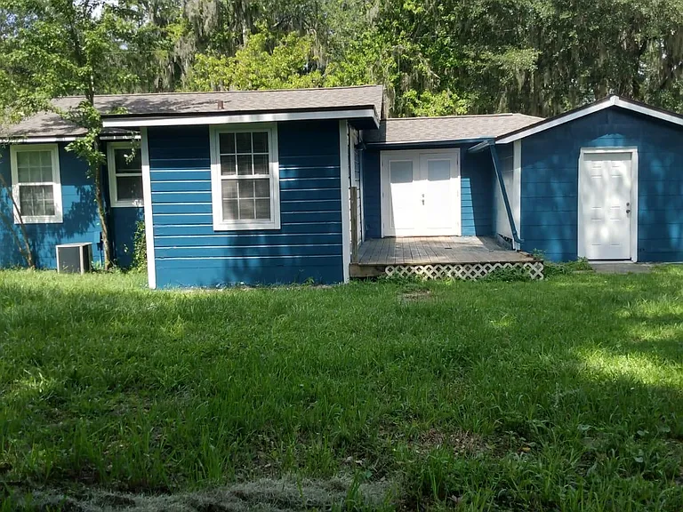 1249 Woodruff Ave — Photo 2