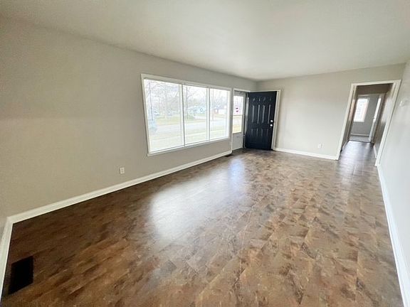 3169AuburnLivingRoom1_01072023