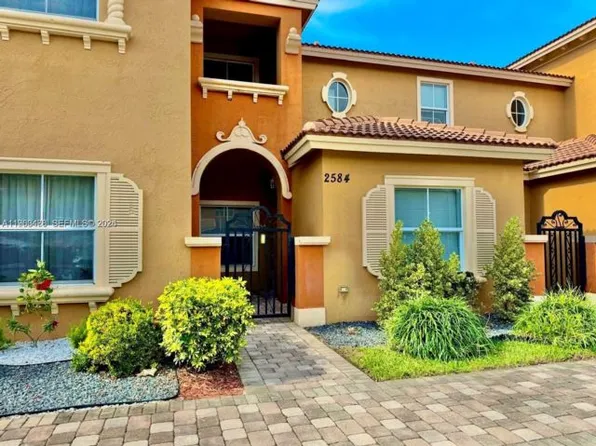 2584 SW 122nd Ter #1502, Hollywood, FL 33025