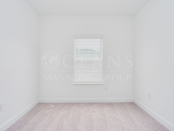 4th image of 4123 Acoma Dr