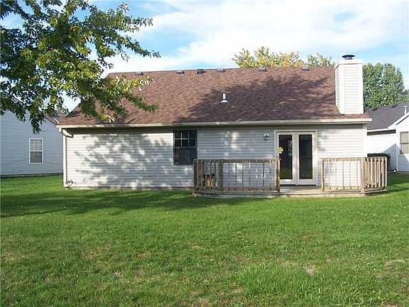 2nd image of 1672 N Parkthorne Dr