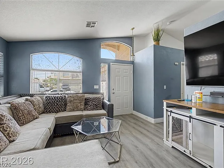 6609 Bush Clover Ln — Photo 5