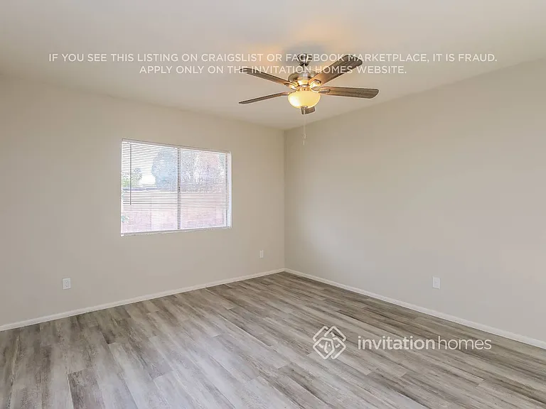 2343 E Loma Vista Dr — Photo 9