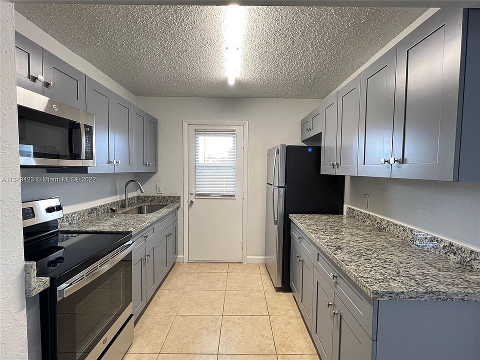 1st image of 400 NW 65th Ave APT 229